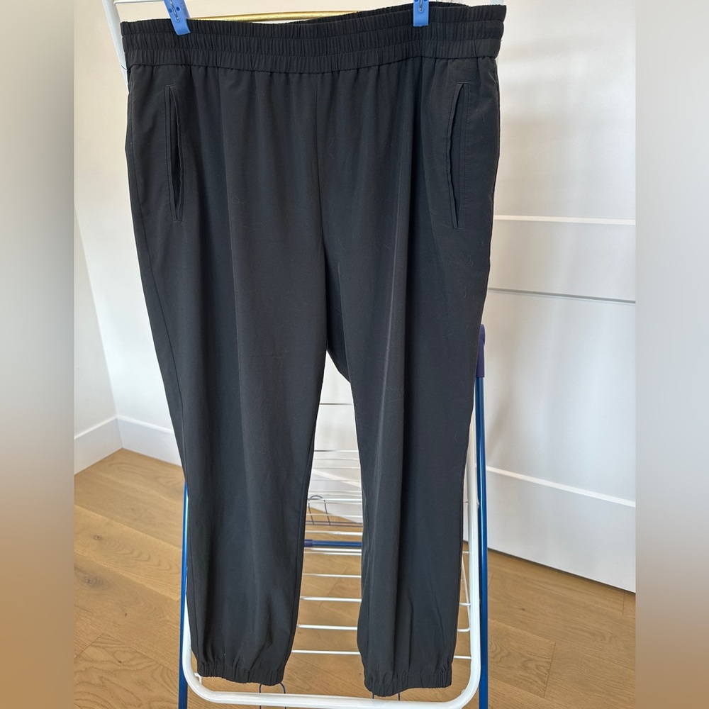 Banana Republic Black Women's Elastic-Waist Jogger Pants